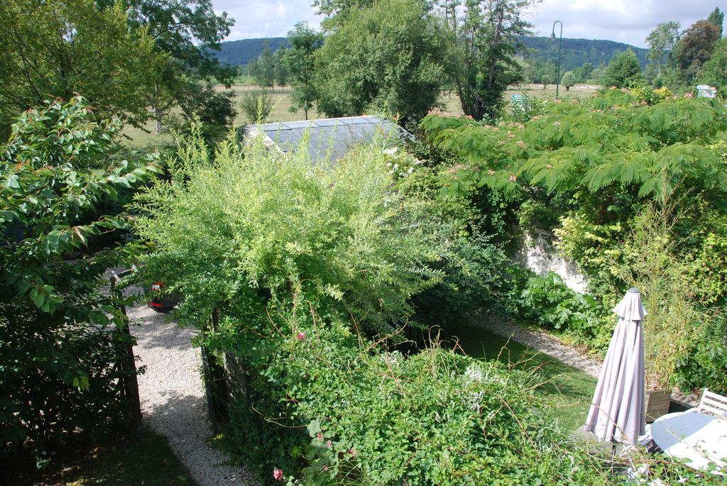 Cottage Les Quatre Saisons Giverny Exterior photo